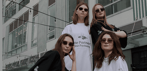 Команда й сама проходила через бан аку, просадки ROI, тому з першої хвилини вона говорить однією мовою з вебами без бюрократії, без ризиків, виключно комфортний сервіс та відстоювання вашого трафіку.